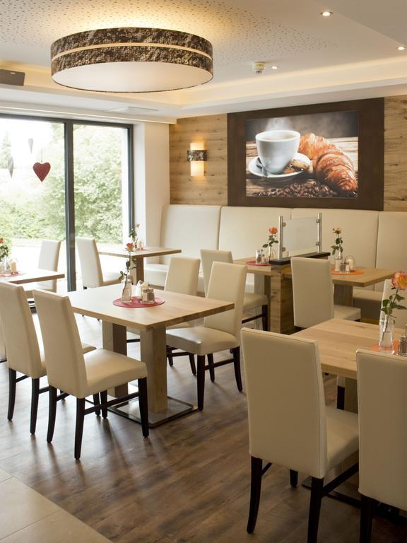 Alpenflair Hotel ブーフロー エクステリア 写真